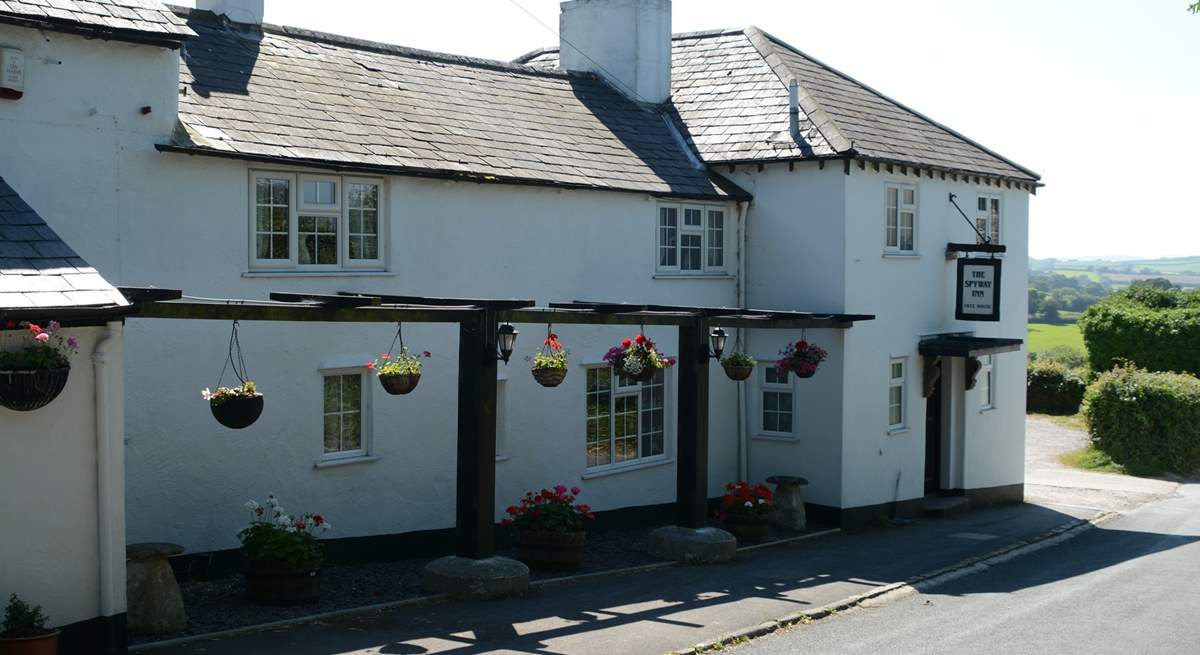 The Spyway Inn is a short walk from West Hembury Farm.