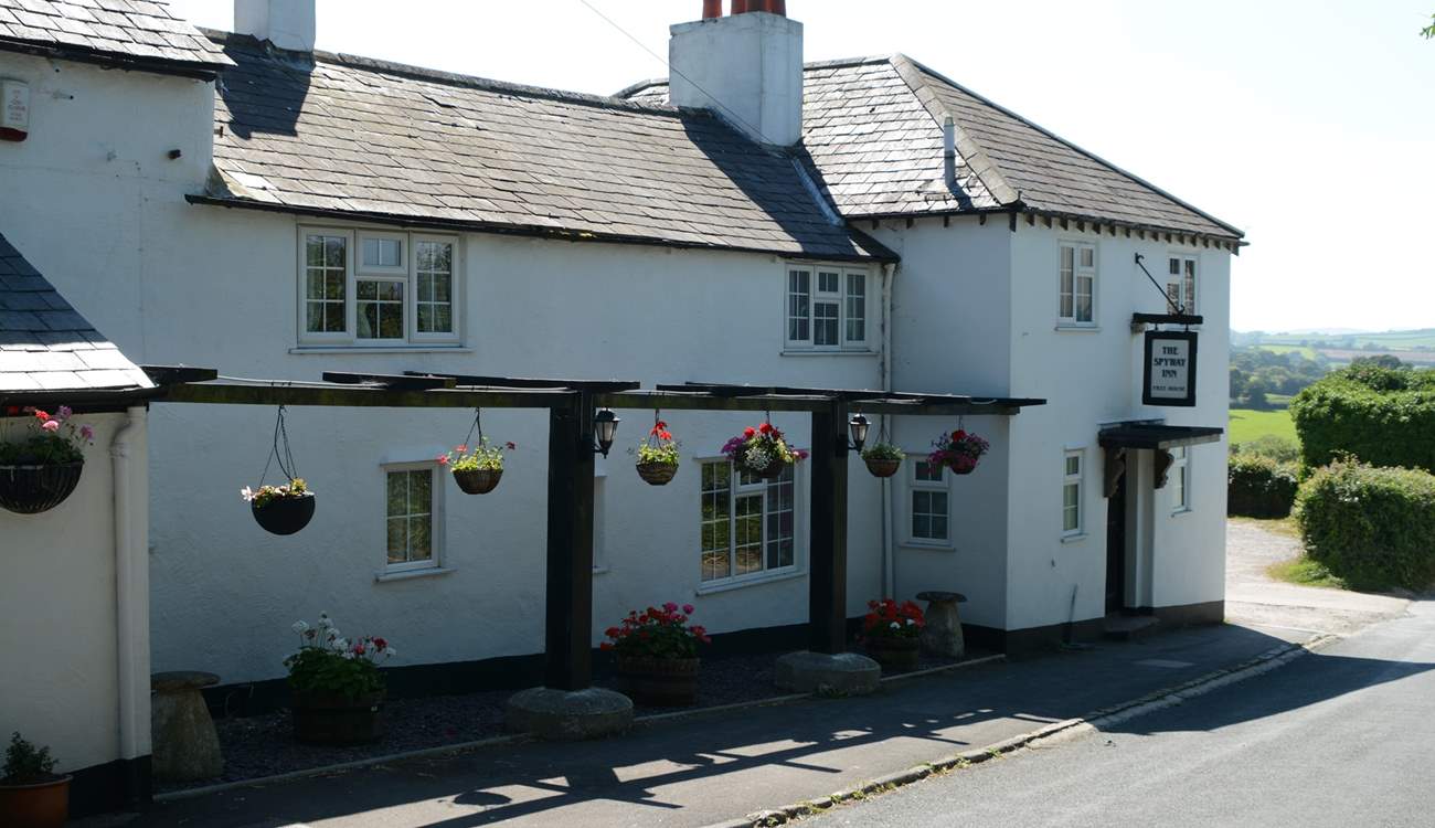 The Spyway Inn is a short walk from West Hembury Farm.