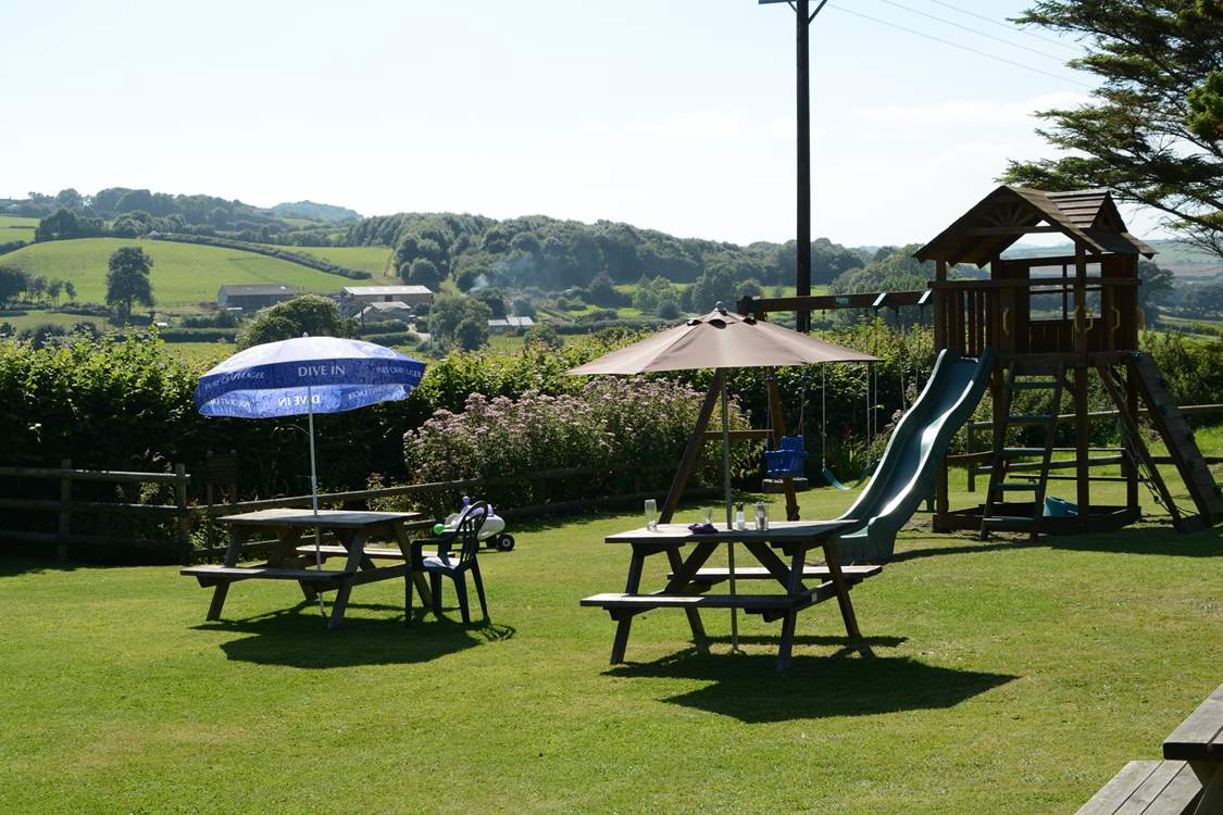 The garden at the Spyway Inn, Askerswell, has a great south-facing garden.