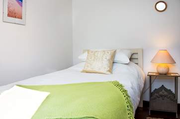 The single bedroom.