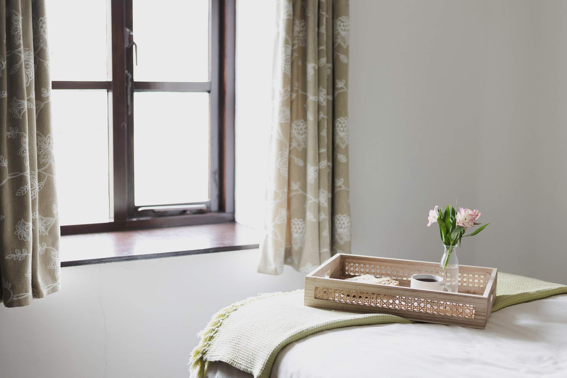 Breakfast in bed! Why not, you are on holiday!