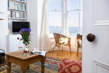 Feature sash windows give a birds eye view of your surroundings.