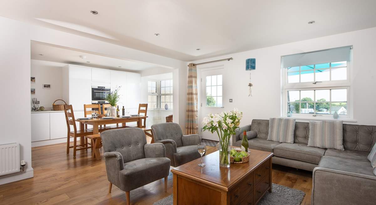 Enjoy the fabulous sociable living area at An Morah.