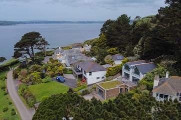 Carn Tommen sits in an enviable position overlooking Falmouth Bay.