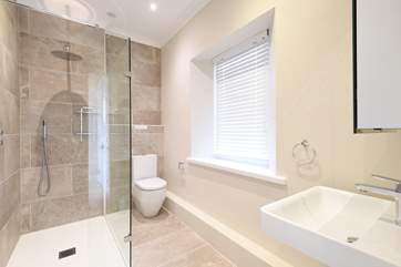 The en suite to bedroom 2.