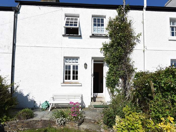 Dolphin Cottage, Sleeps 4 in Portloe