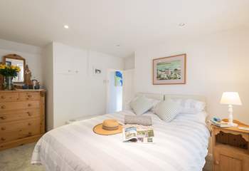 Bedroom 1 has a zip and link double bed which can be made up as twins, suitable for children only.