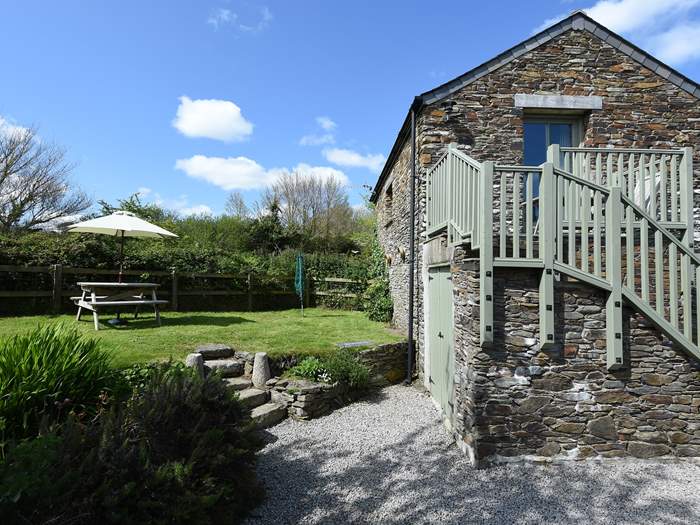 Hayloft, Sleeps 2 in Portscatho