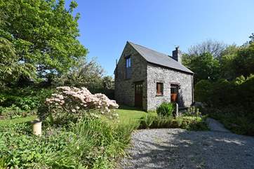 Heartsease's exterior.