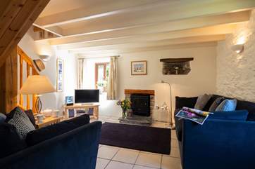 The sitting-area has a wood-burner effect electric stove for those cooler nights.