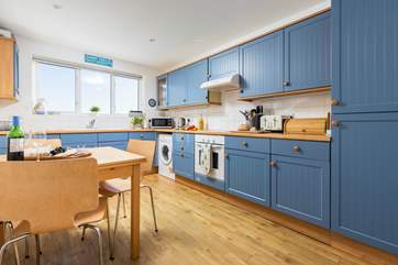 The kitchen-diner has everything you need.
