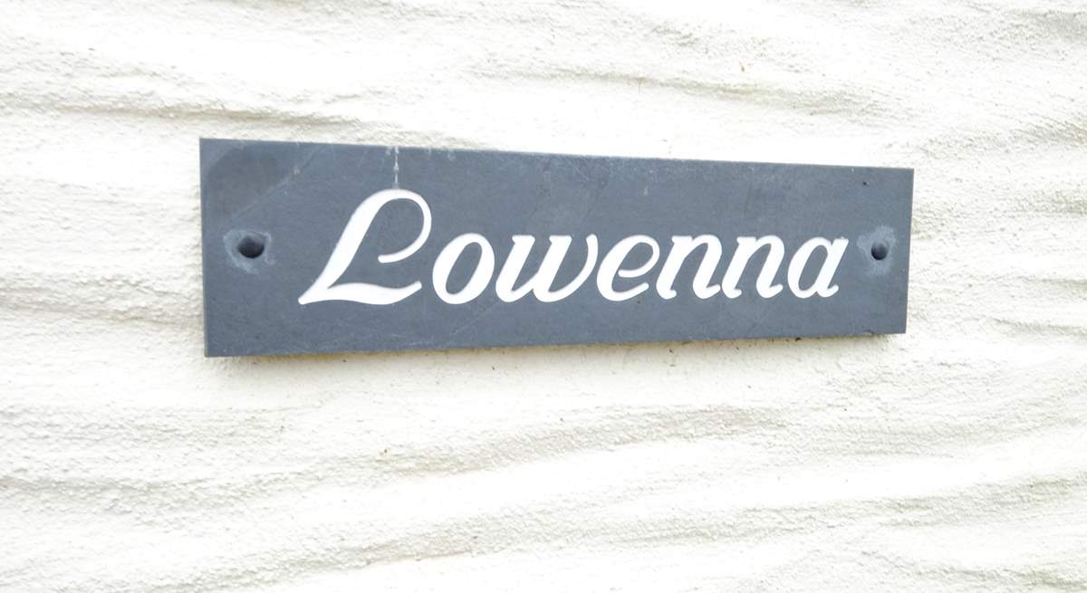 Welcome to Lowenna.