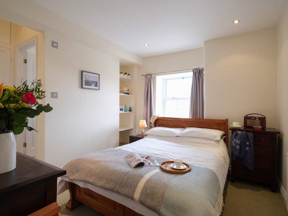 Bedroom 3 with double bed (4'6'').