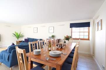 A great place to gather the family to discuss holiday adventures.