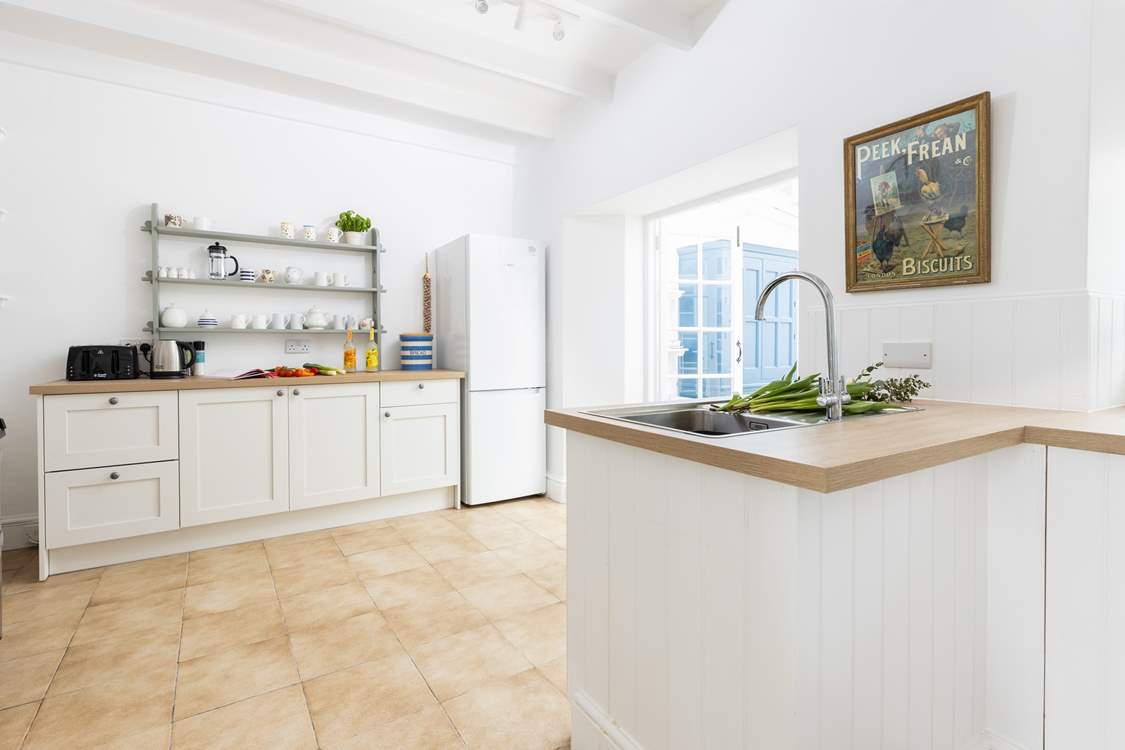 Looking through from the kitchen to the conservatory.