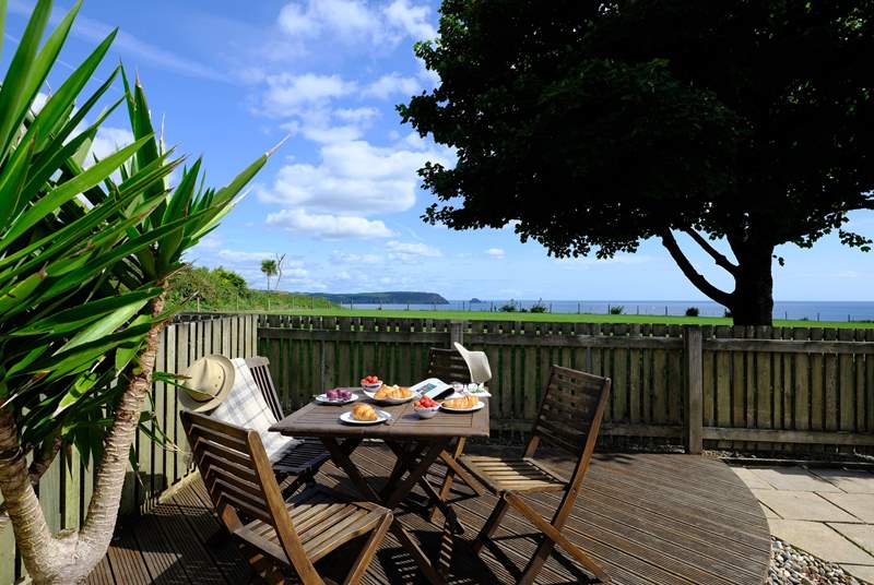 Enjoy the view over to Nare Head & Gull Rock from the deck.