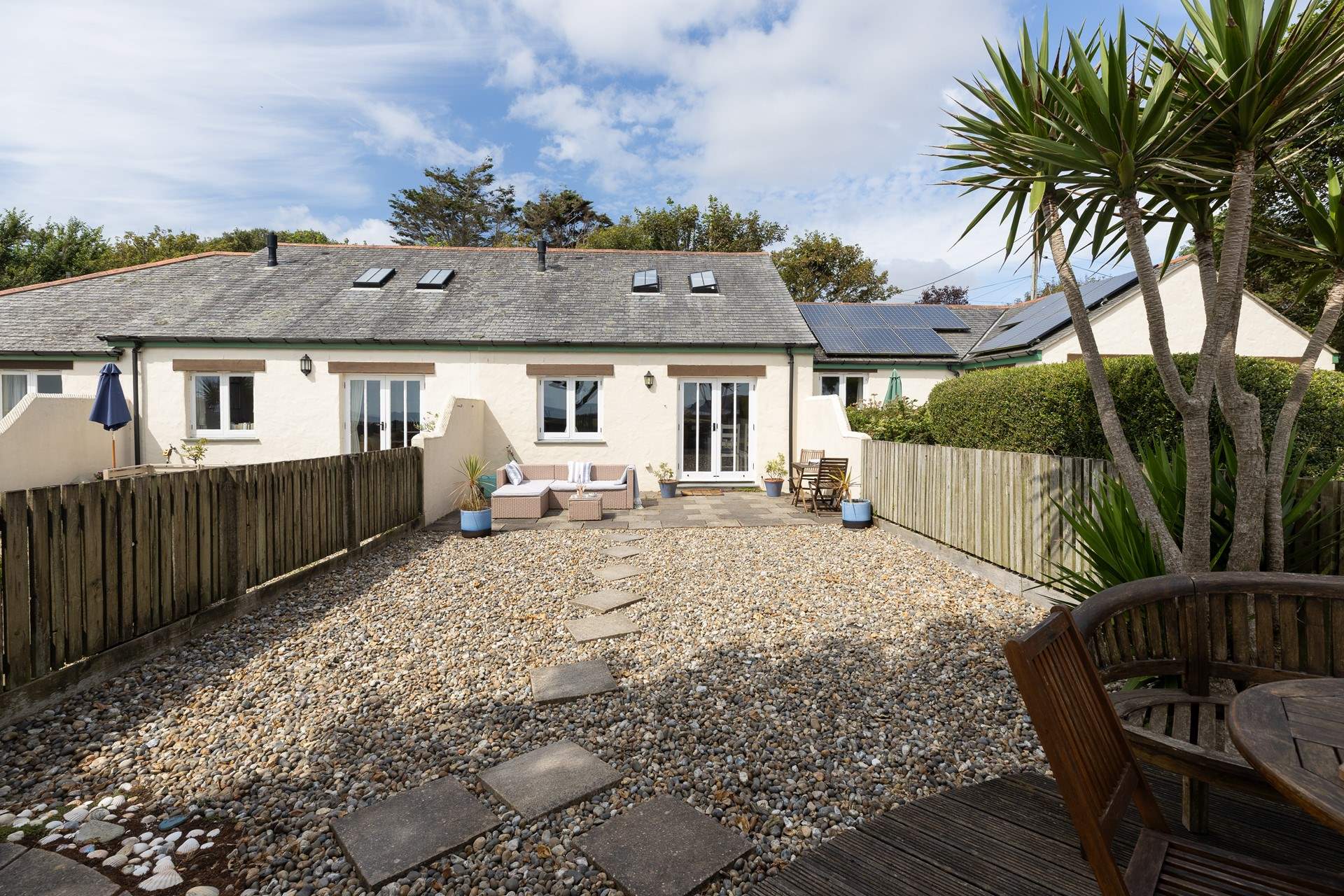 Enjoy peaceful surroundings and a gorgeous view from the back garden at Linhay Cottage.