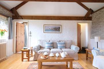 The cosy living-room.