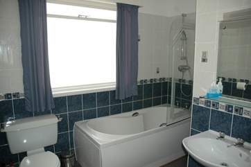 Ground floor bathroom.