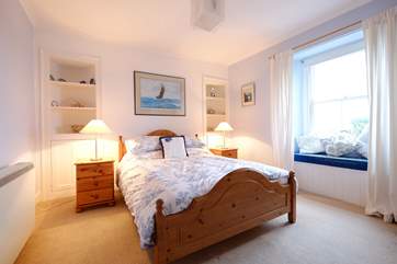 The double bedroom.