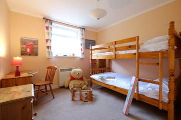 Bedroom 1 has bunk-beds.