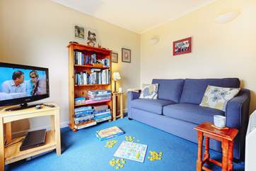 The snug, full of games and books, endless entertainment.