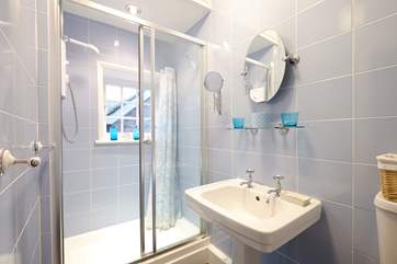 The shower-room.