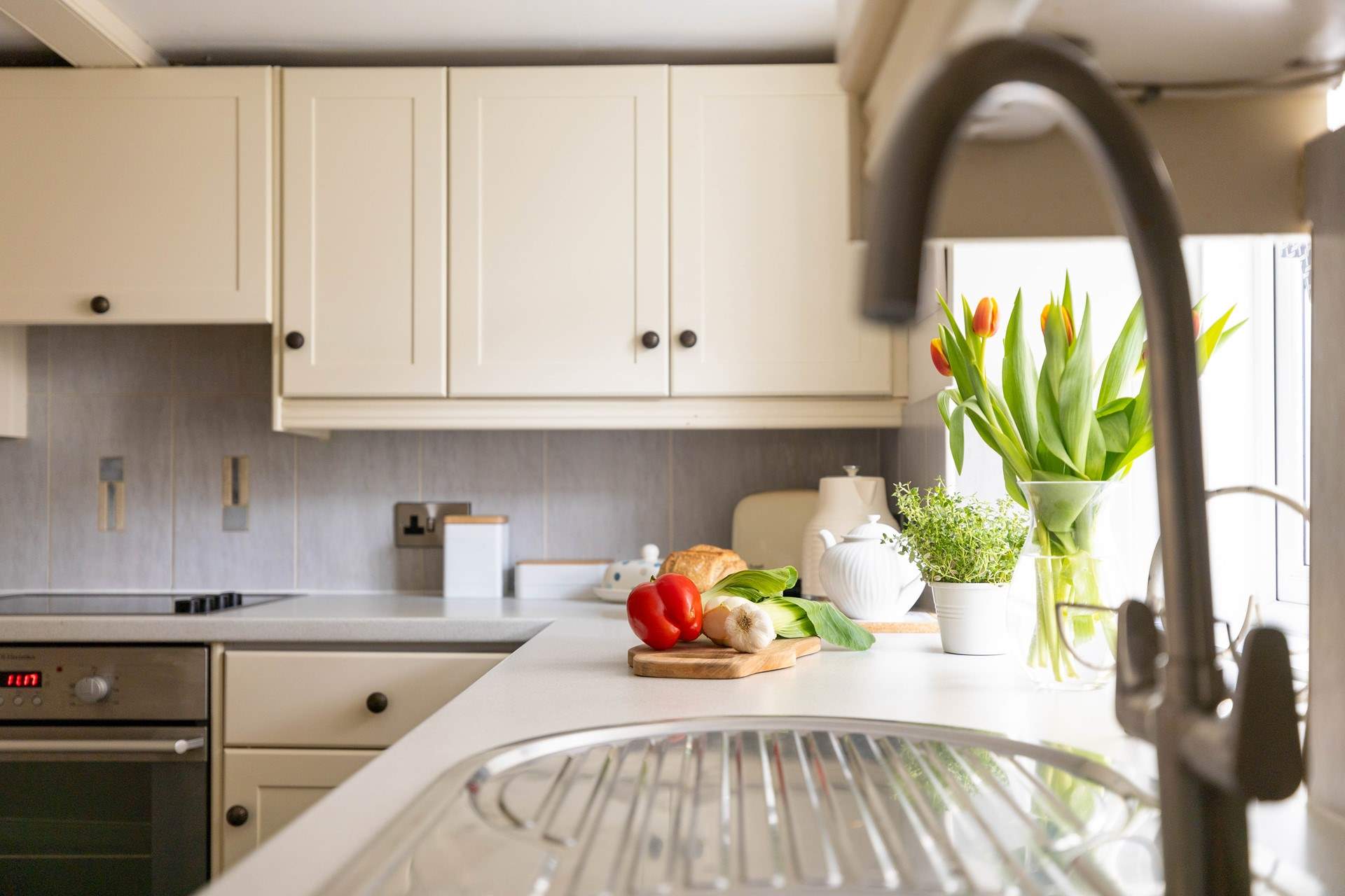 Create holiday meals to remember. 