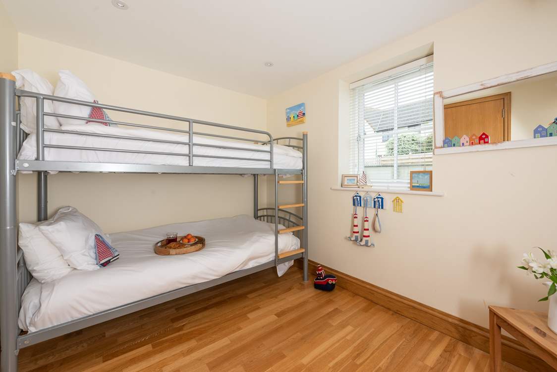 What a delightful room.
