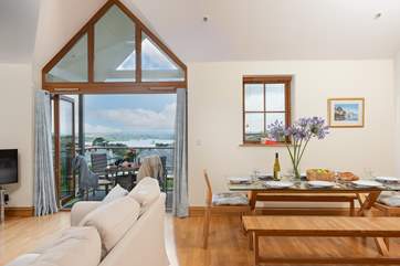 This super sociable space is perfect for friends and family.