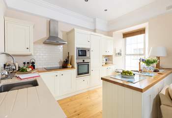 The kitchen is well equipped with all you need including the all important dishwasher.