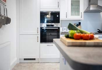 The kitchen has all the equipment you will need to cook a holiday meal.