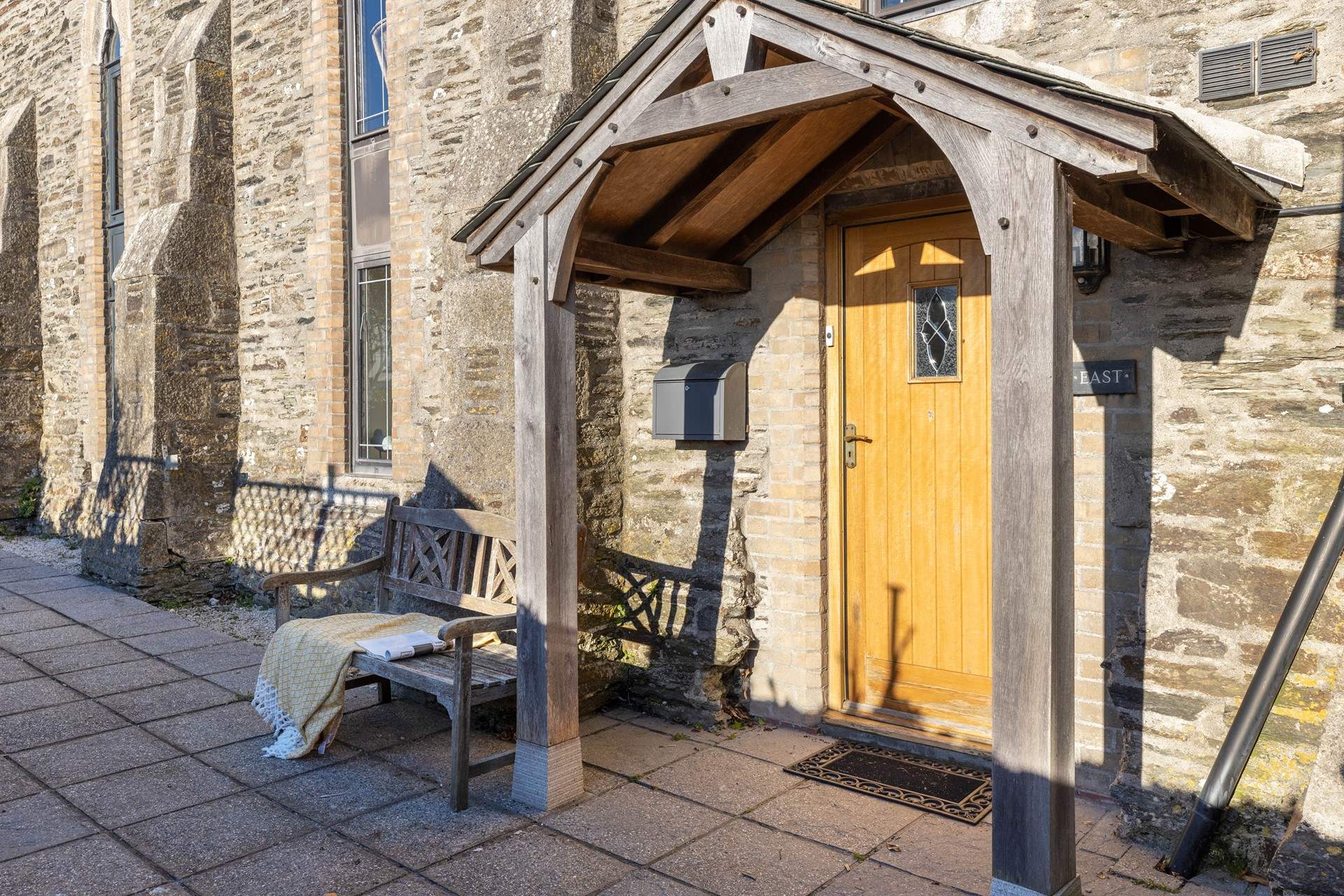 Sunday House East is a charming holiday abode.