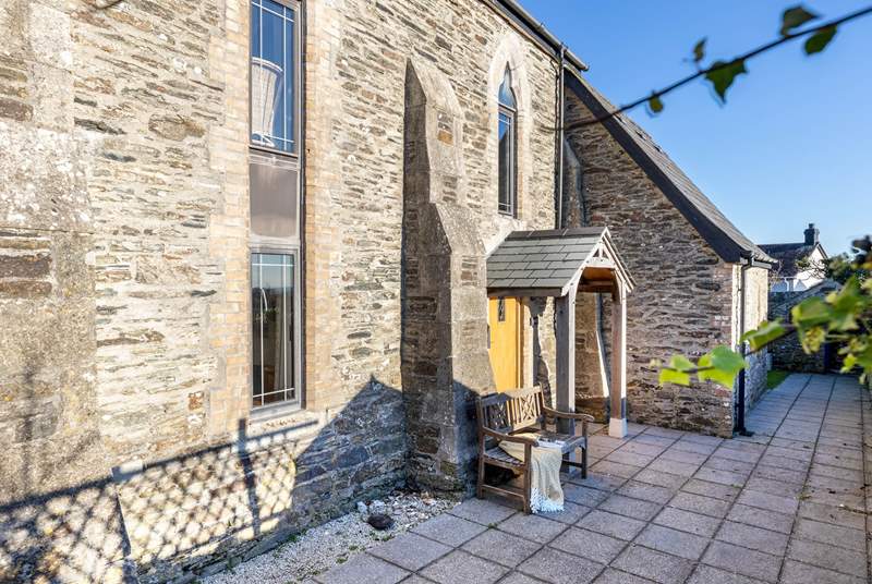 Sunday House East, Holiday Cottage in Gerrans Cornwall