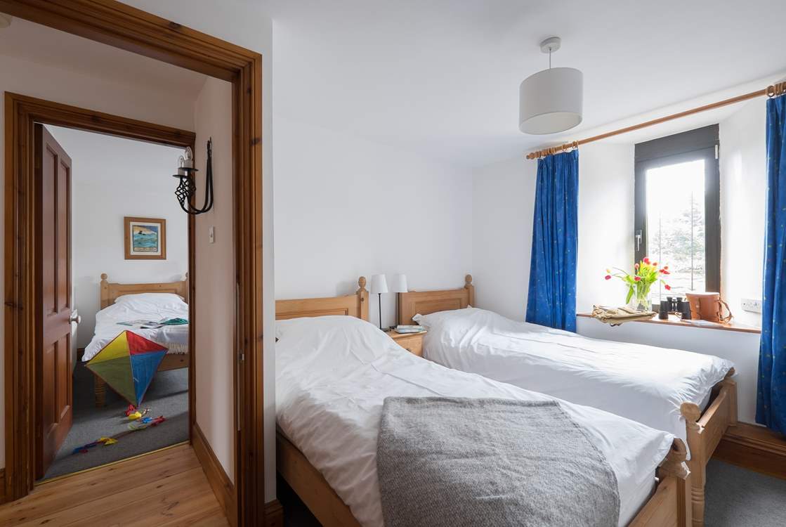 The second twin bedroom.