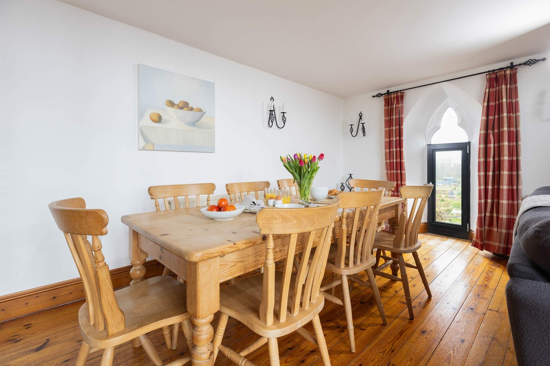 Enjoy holiday meal times all together. 