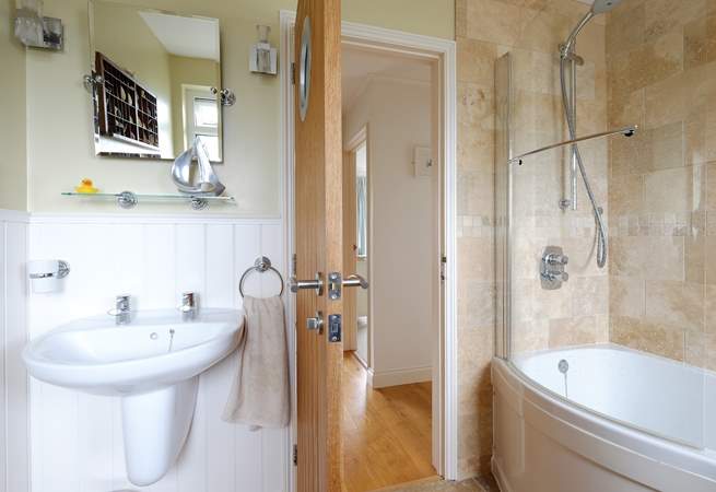 Another view of the family bathroom.