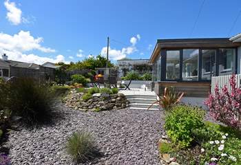 The beautifully tendered gardens.