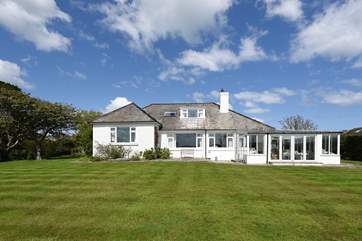 Fabulous lawns for the children to let off steam.