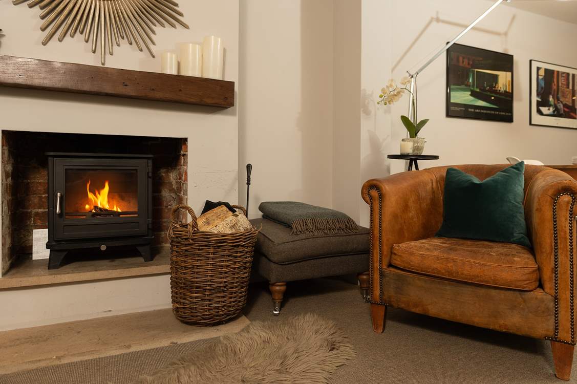 The luxurious sitting-room has some beautiful vintage features and a BOSE sound system.