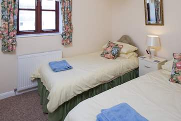 Delightful twin bedroom, light and airy.