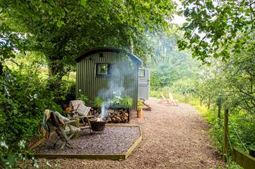 Largin's Shepherd's View is a gorgeous, totally bespoke hideaway set in the most wonderful little wooded copse.