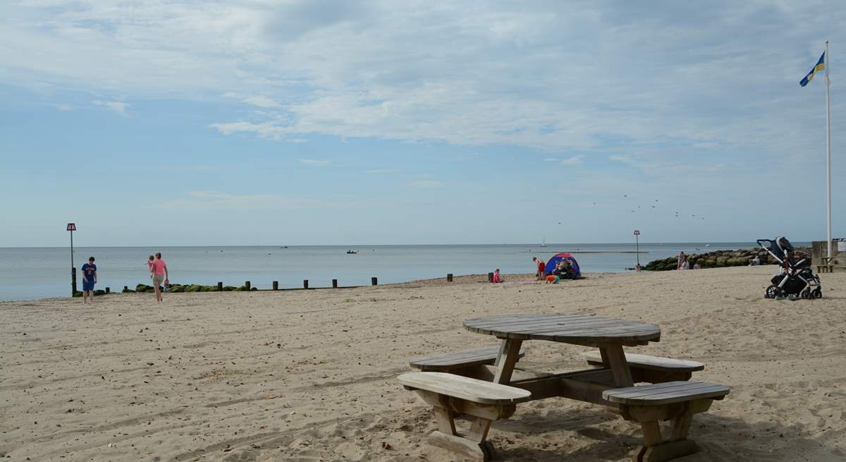 Avon beach is a ten minute walk from Sandy Days, plenty of space for building sandcastles.