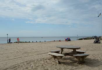 Avon beach is a ten minute walk from Sandy Days, plenty of space for building sandcastles.