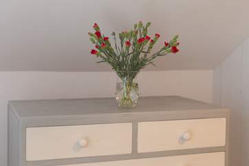 Plenty of storage space as well as the hanging rail.