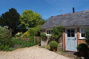 The Coach House is a wonderful hideaway with traditional character and a stunning contemporary interior.