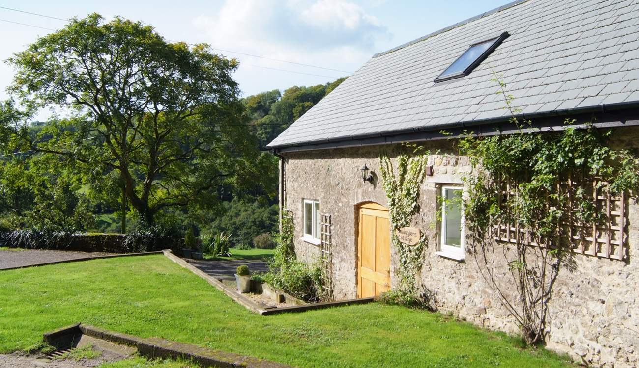 ...beautiful Smugglers Cottage.