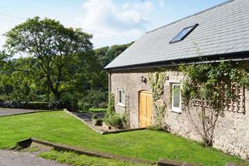 ...beautiful Smugglers Cottage.