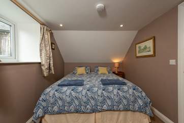 Another view of this lovely comfortable room.