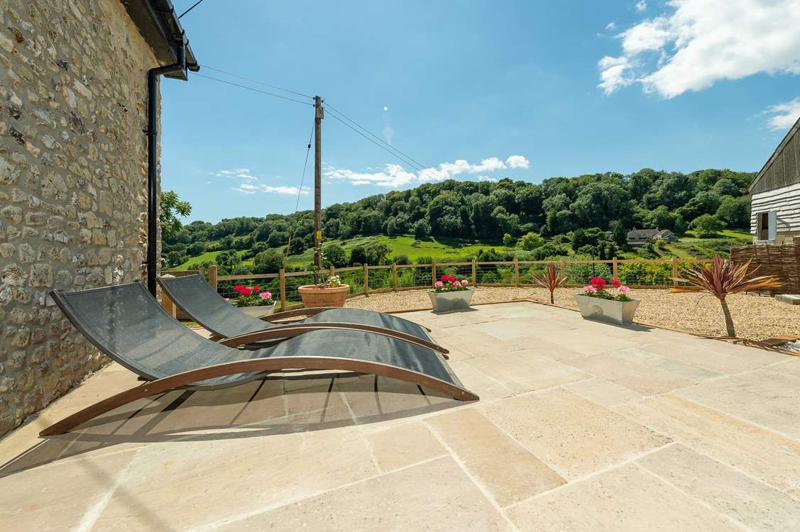 The terrace has spectacular views and is the perfect place to get into holiday mood.